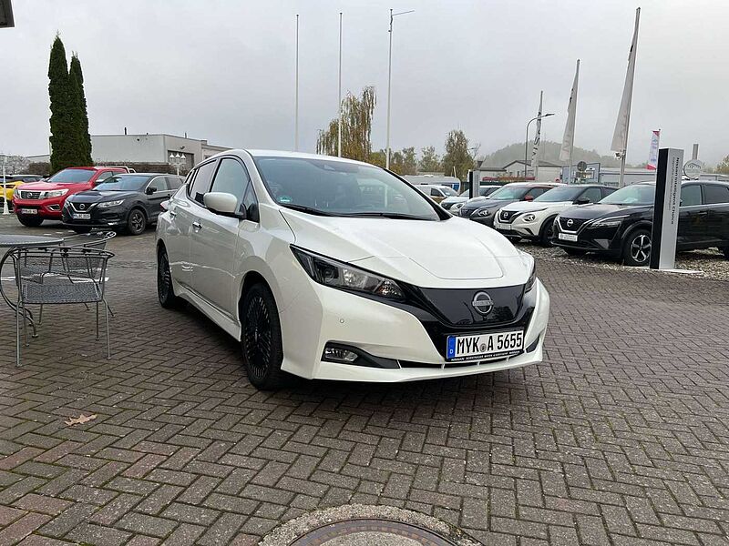 Nissan Leaf N-Connecta Winterpaket Assistenzpaket-Pro